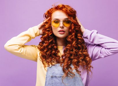 Rude włosy – jak farbować je w domu?